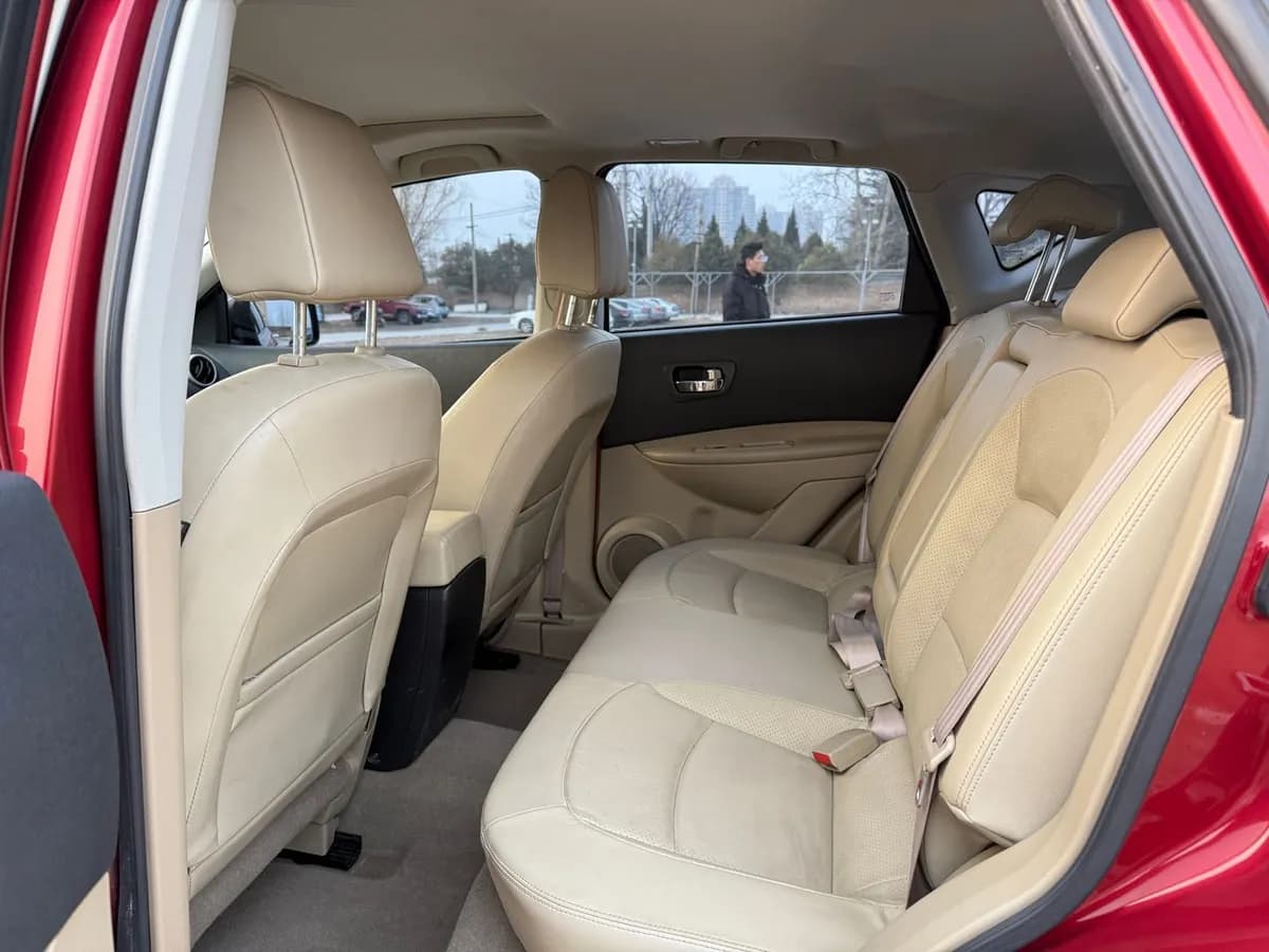 Nissan Qashqai 2012 6