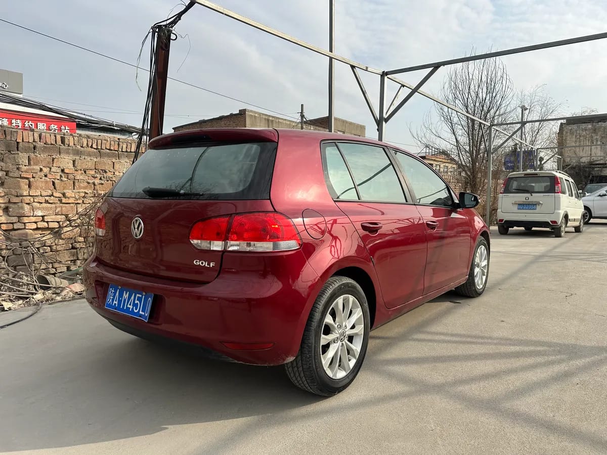 Volkswagen Golf 2012 4