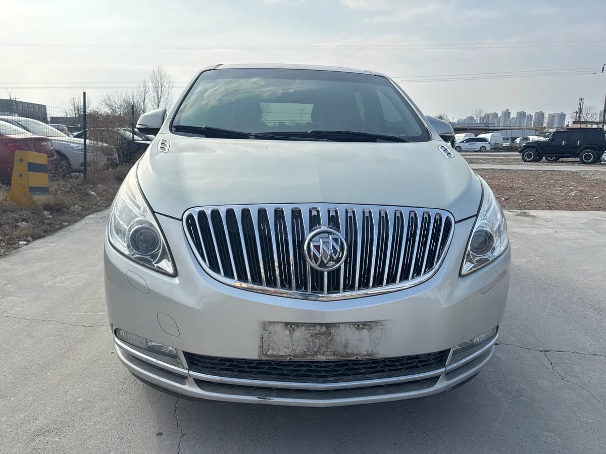 Buick GL8 2011 2