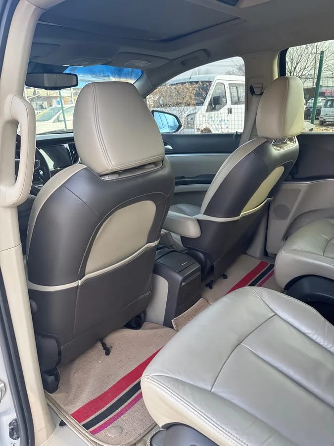 Buick GL8 2011 7