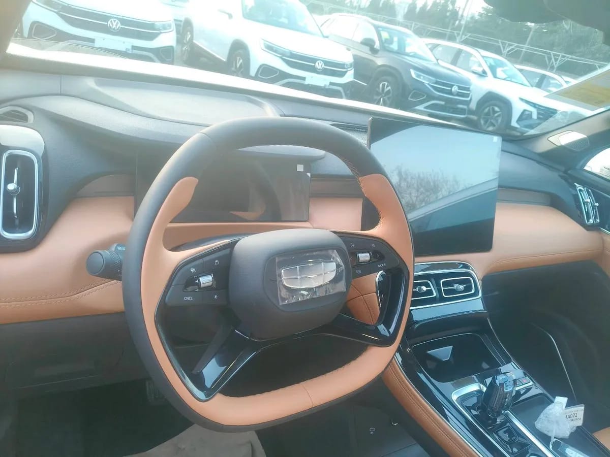 Geely Boyue L 2025 2