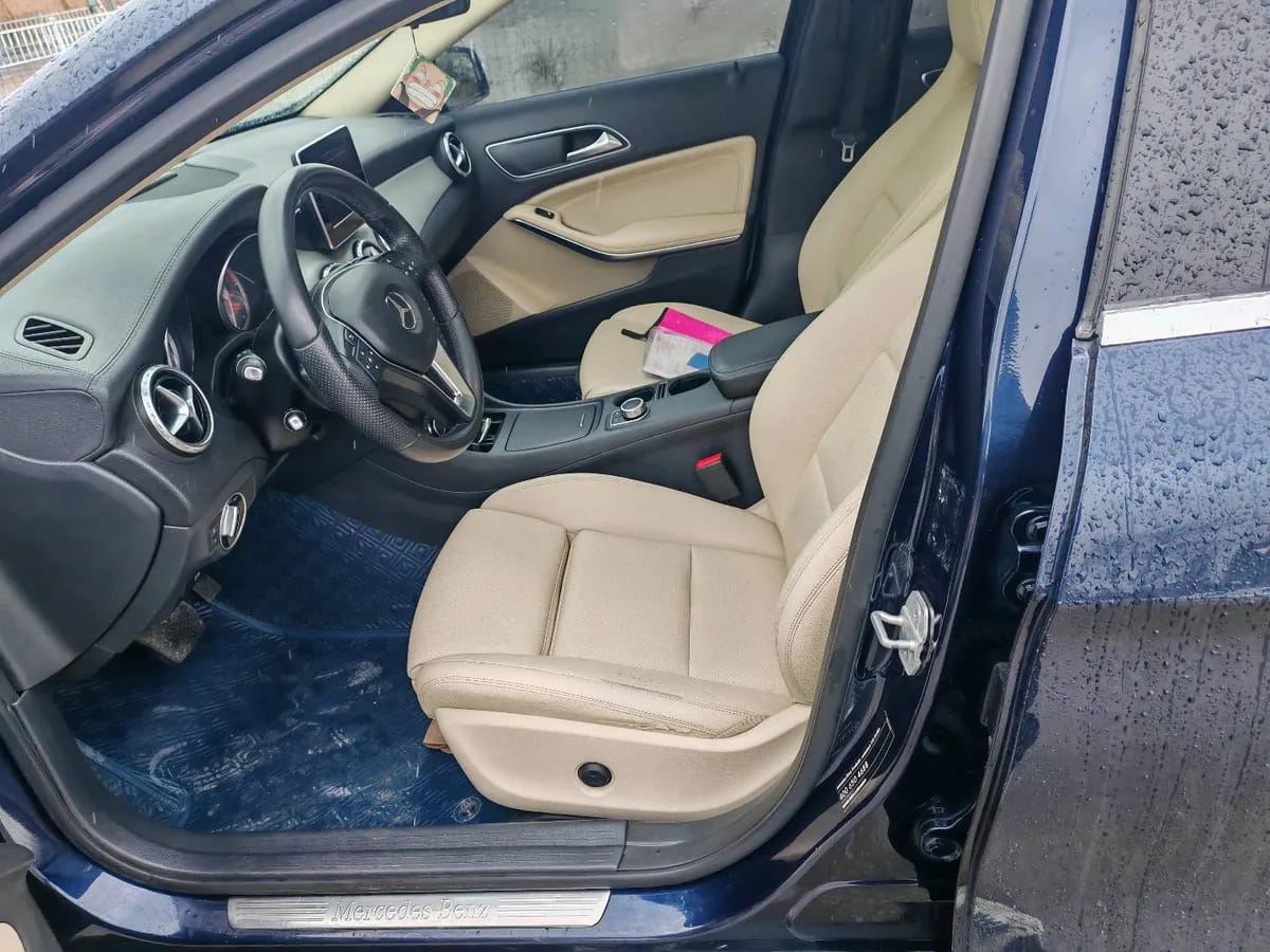 Mercedes-Benz GLA 2016 8