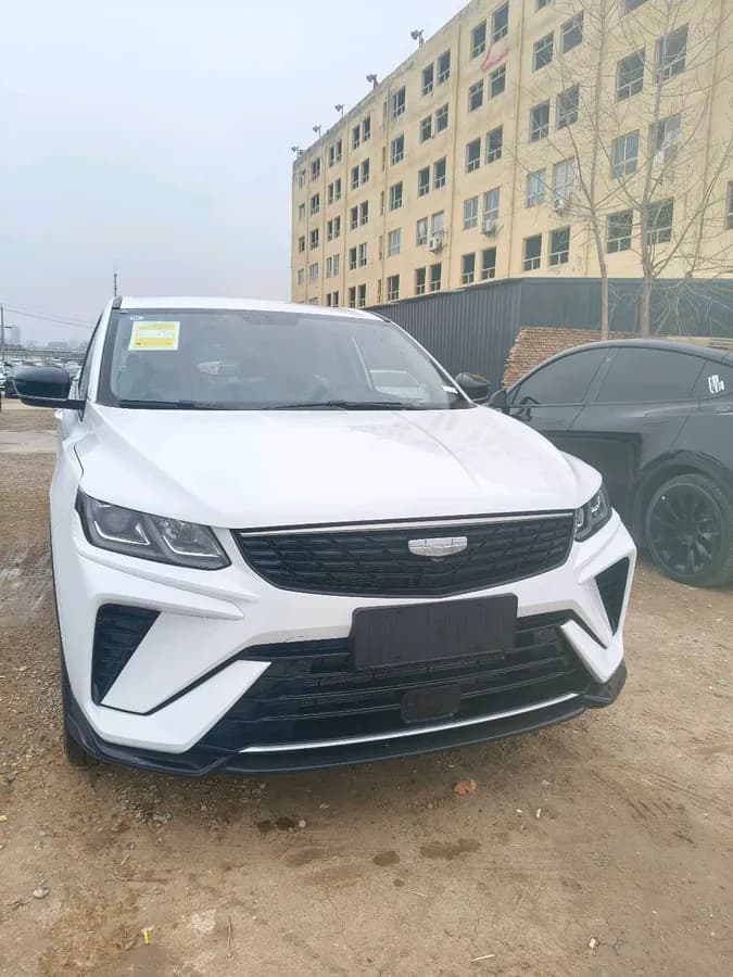 Geely Coolray 2025