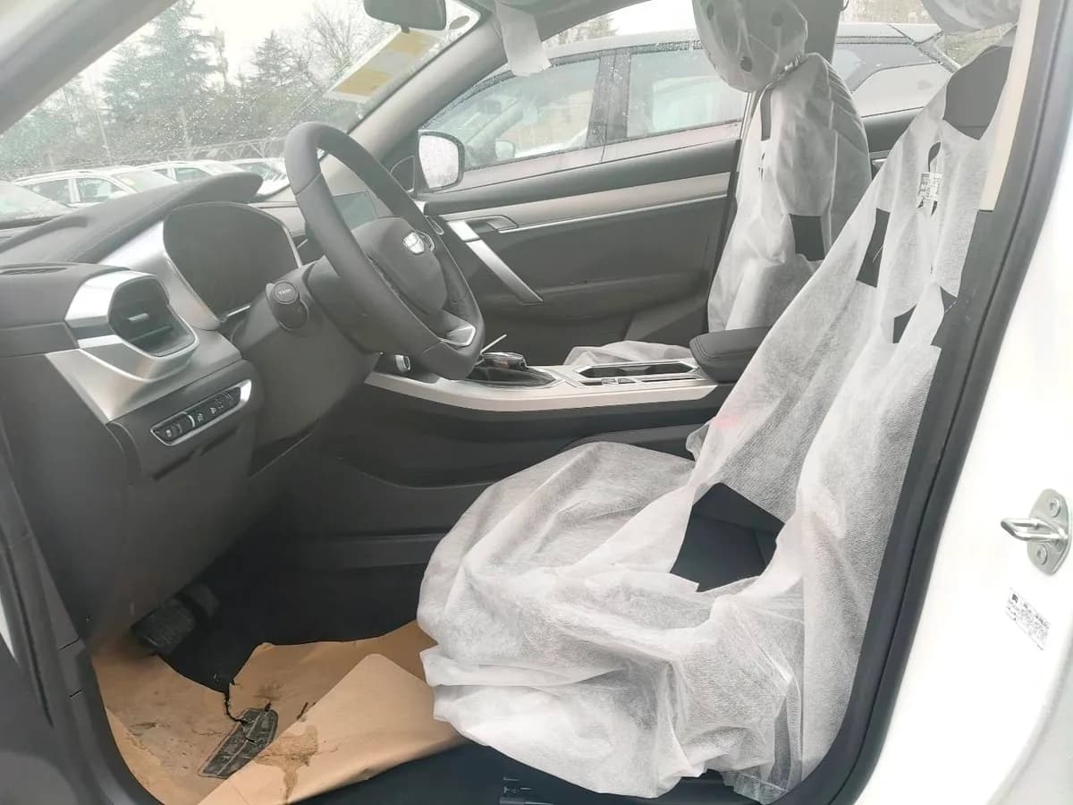 Geely Coolray 2025 3