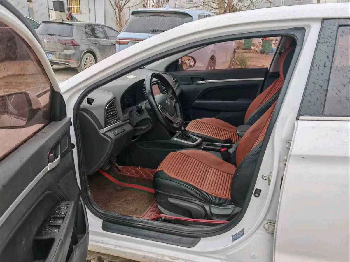 Hyundai Elantra Lingdong 2018 5
