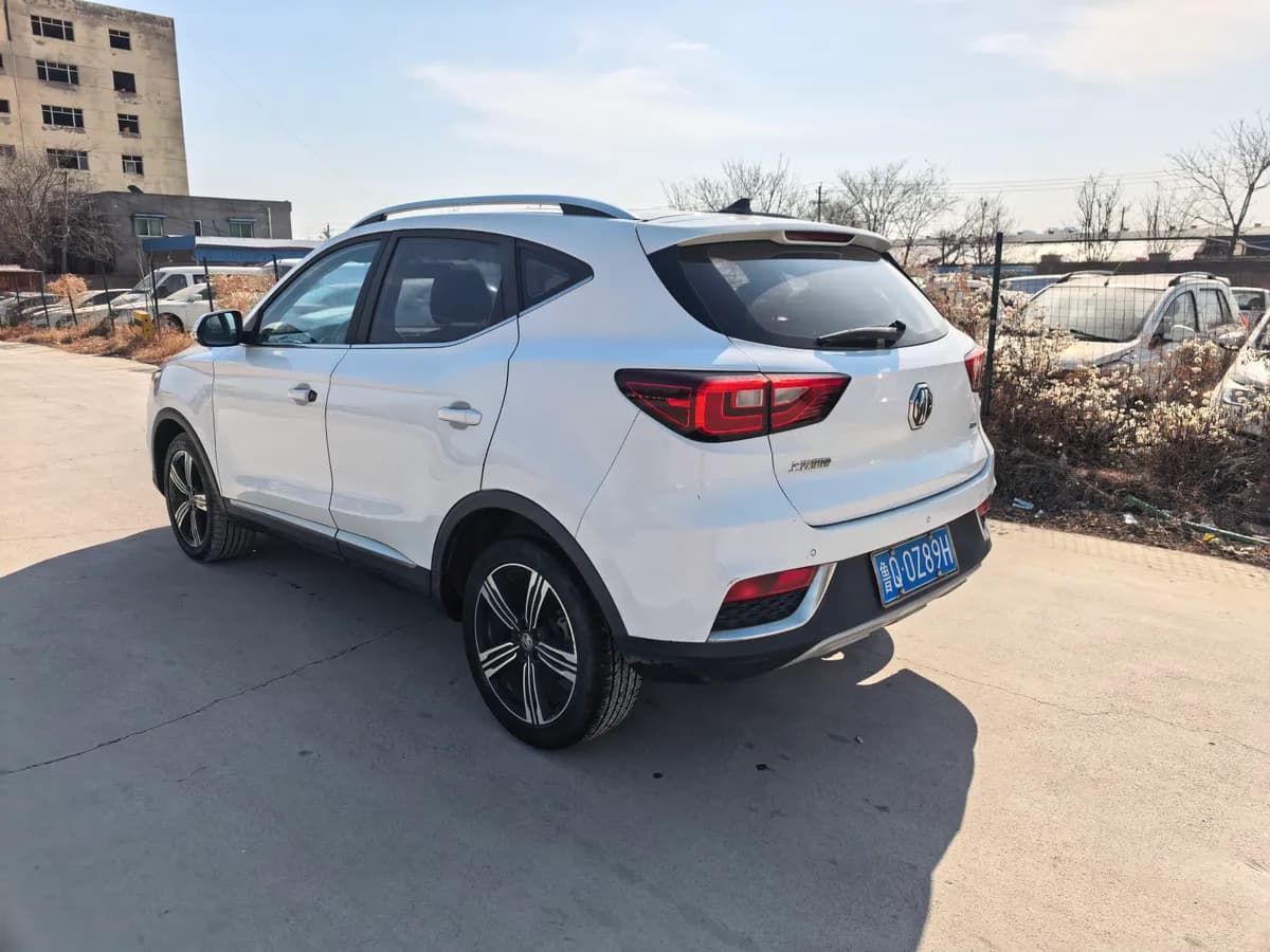 MG ZS 2019 8