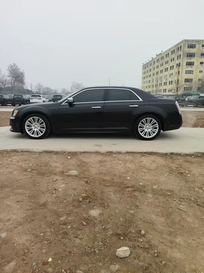 Chrysler 300C 2014 2