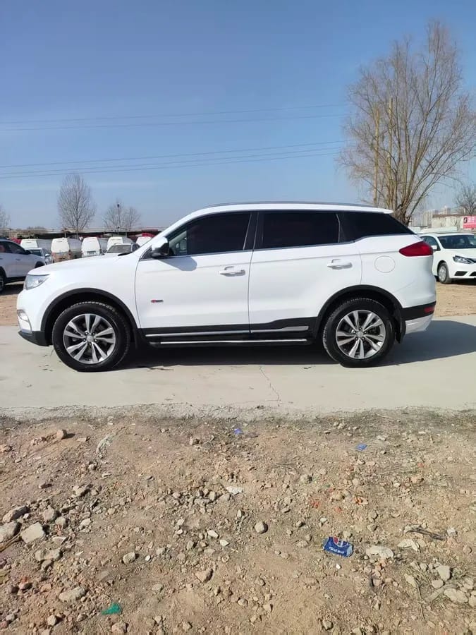 Geely Boyue 2016 3