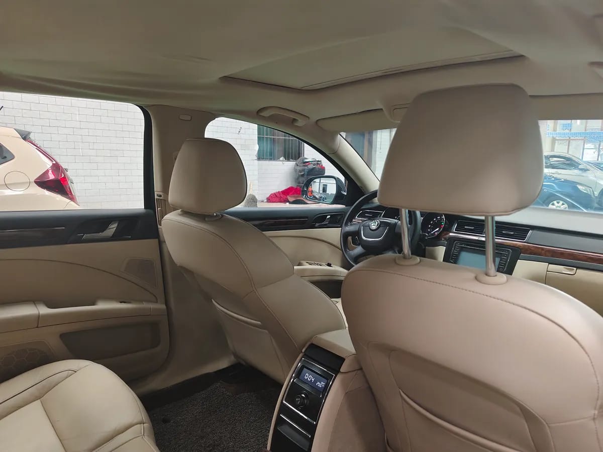 Skoda 2012 6