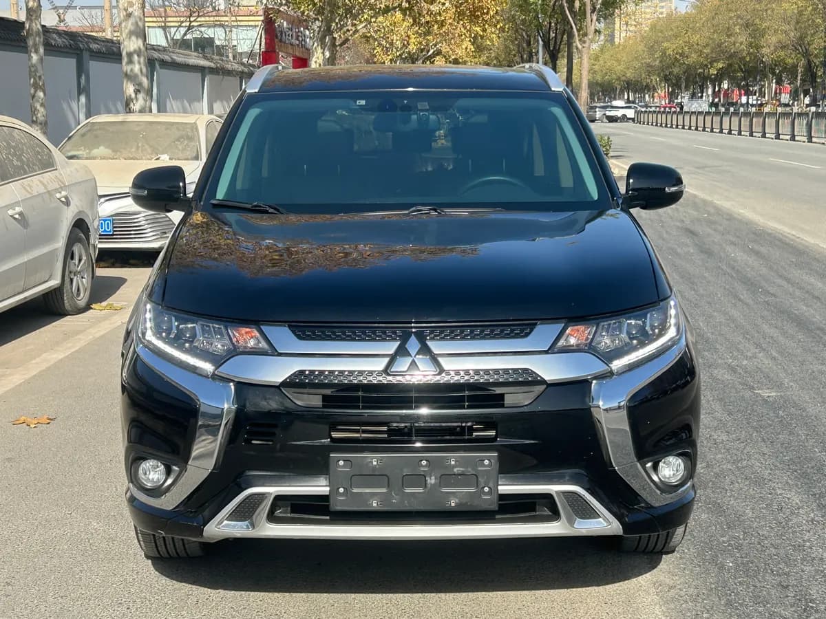 Mitsubishi Outlander 2021 2