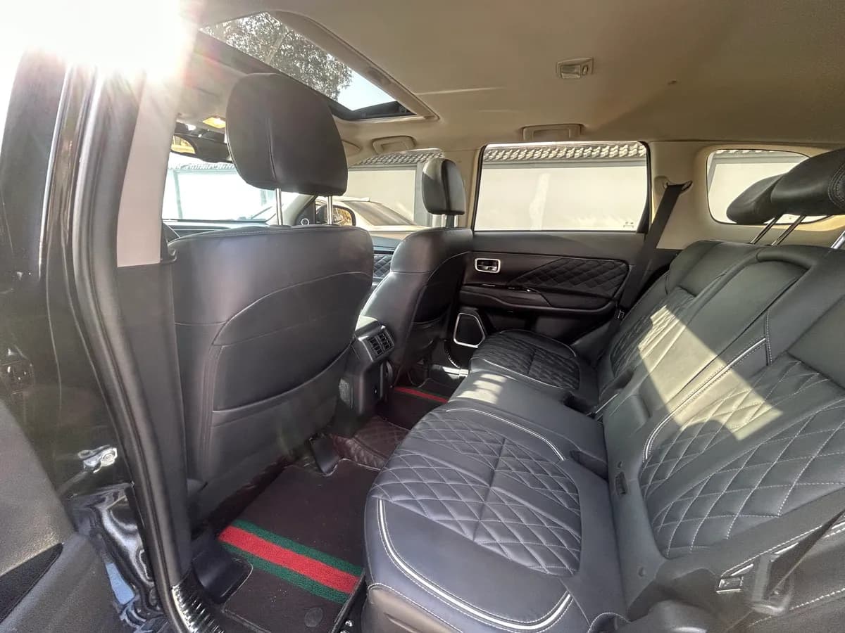 Mitsubishi Outlander 2021 6