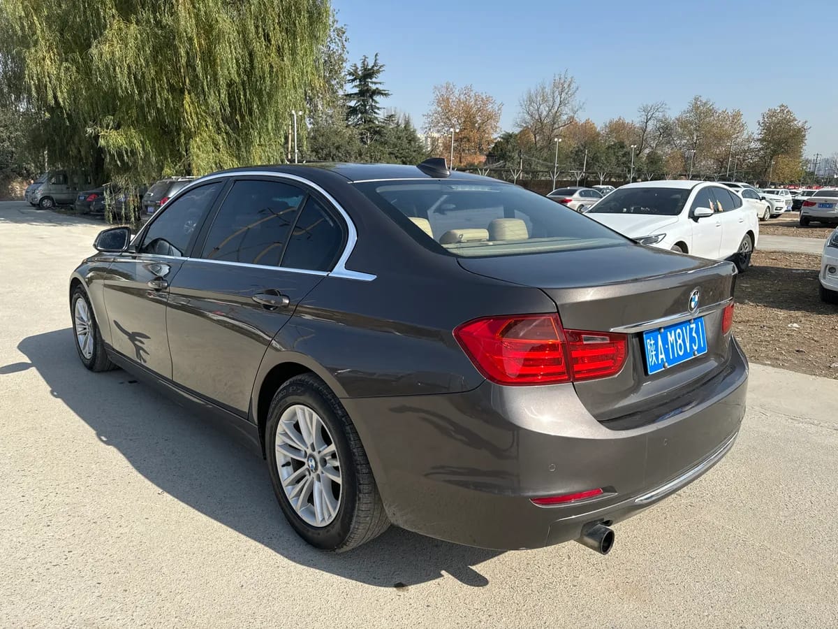 BMW 3 2013 5