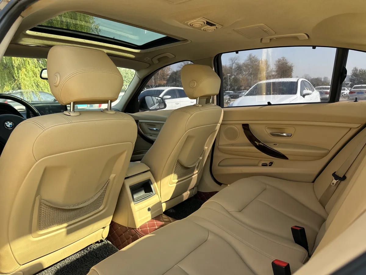 BMW 3 2013 9