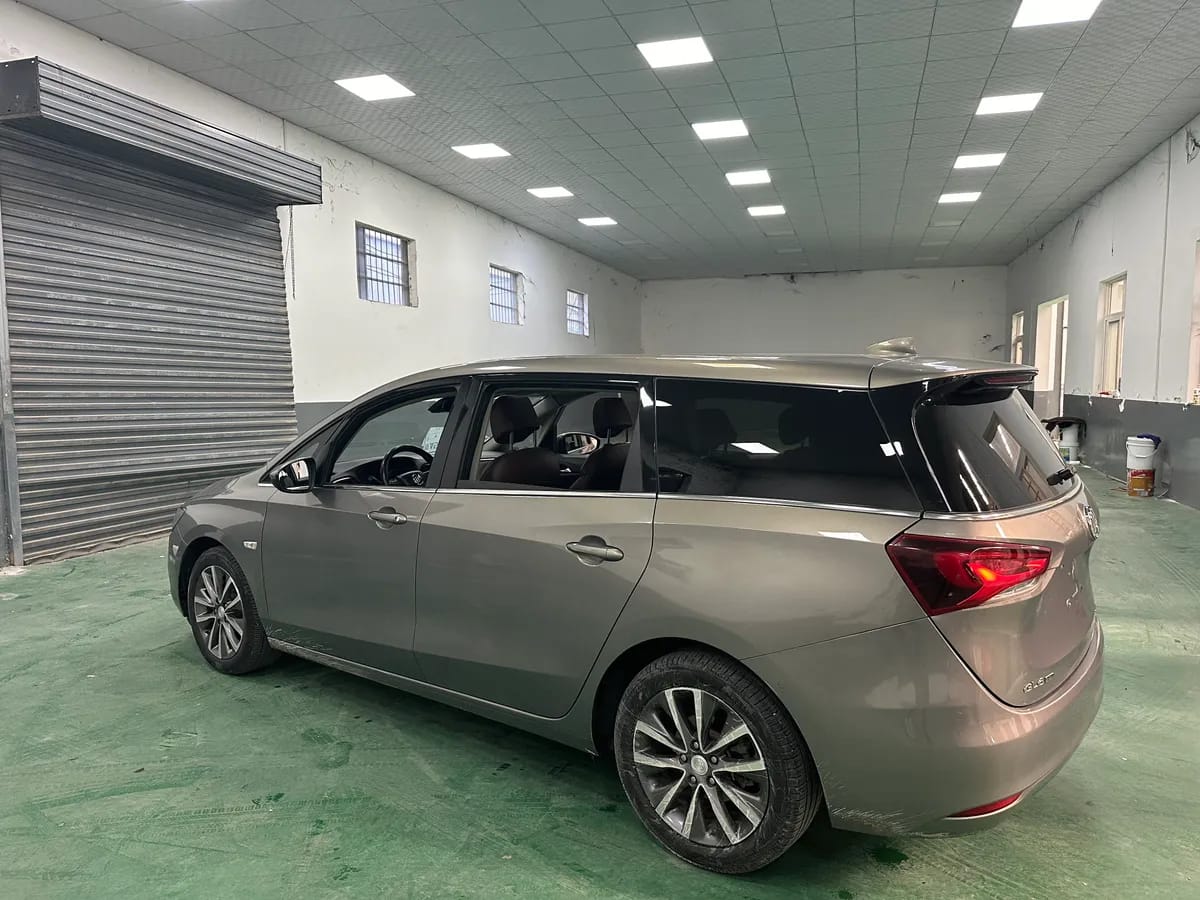 Buick GL6 2018 6
