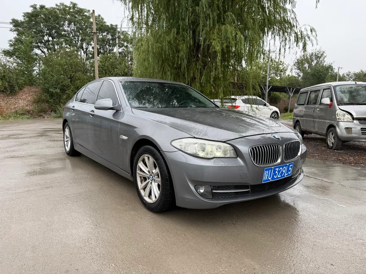 BMW 5 2011 3