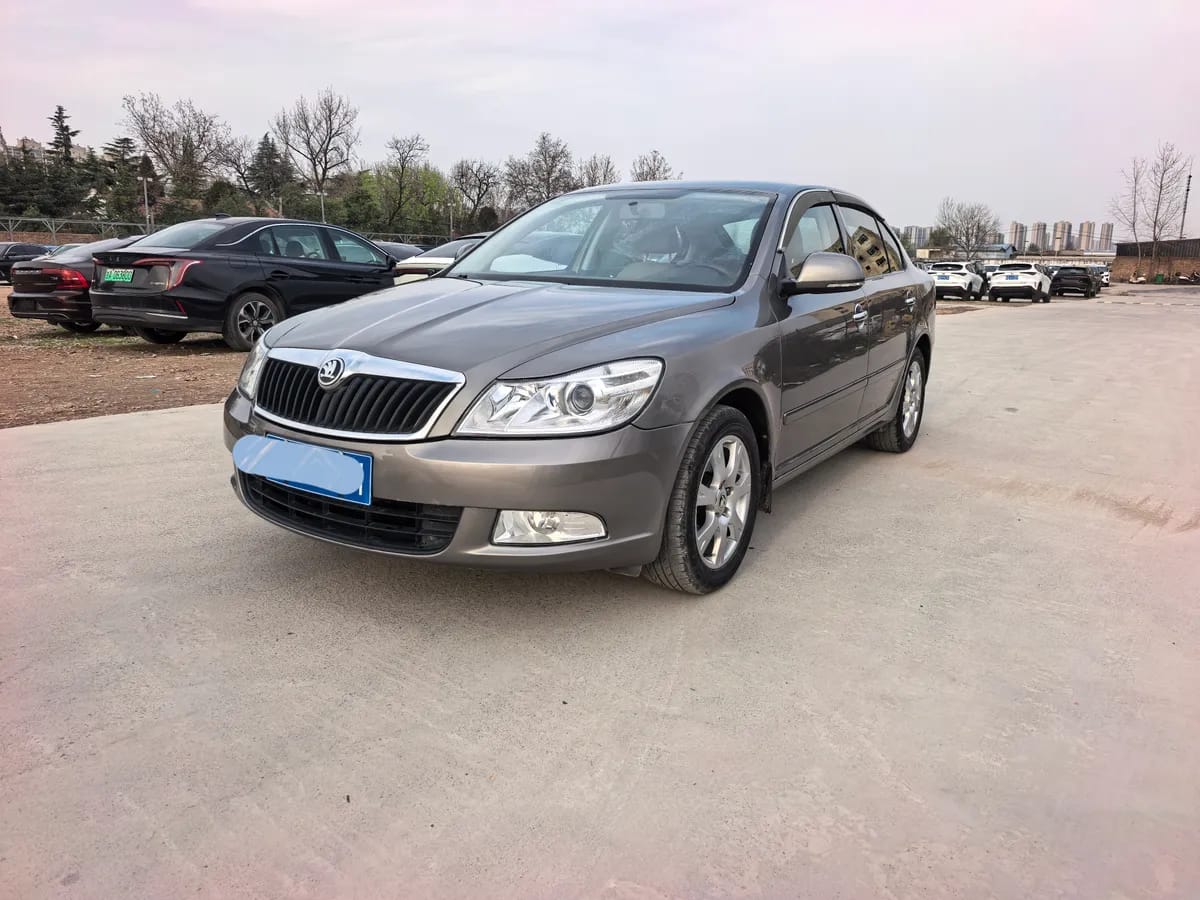 Skoda Octavia 2013 1