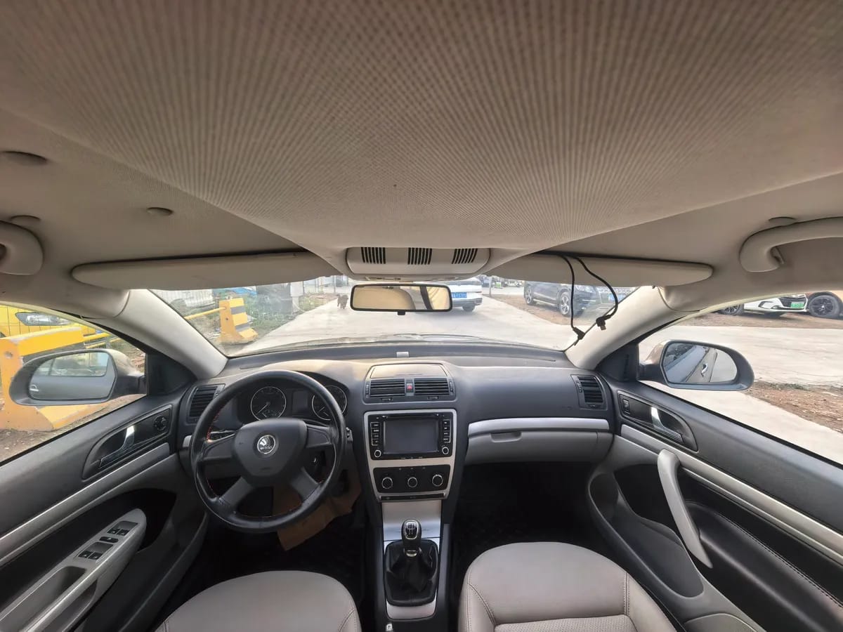 Skoda Octavia 2013 6