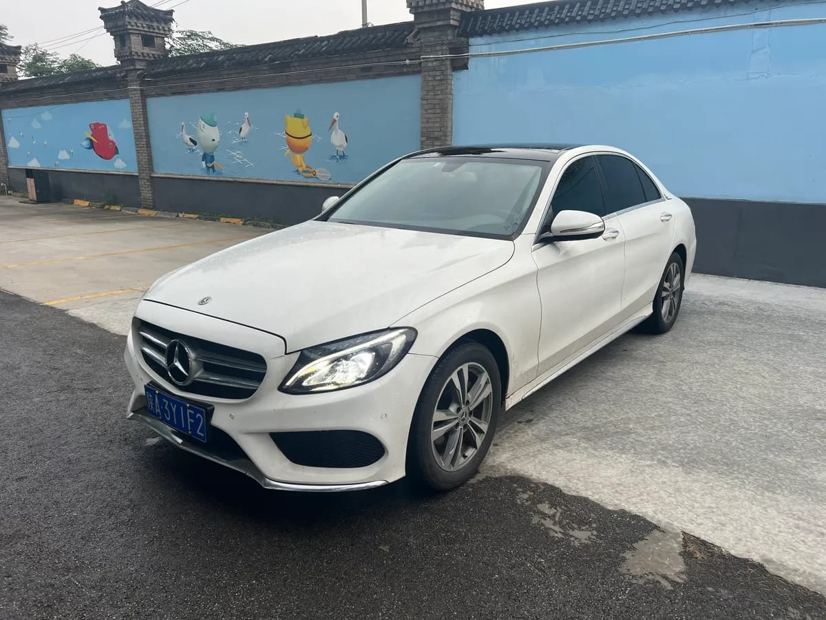 Mercedes-Benz C 2017 1