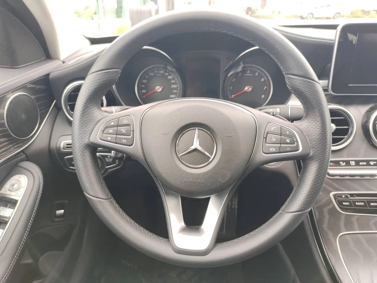 Mercedes-Benz C 2017 10