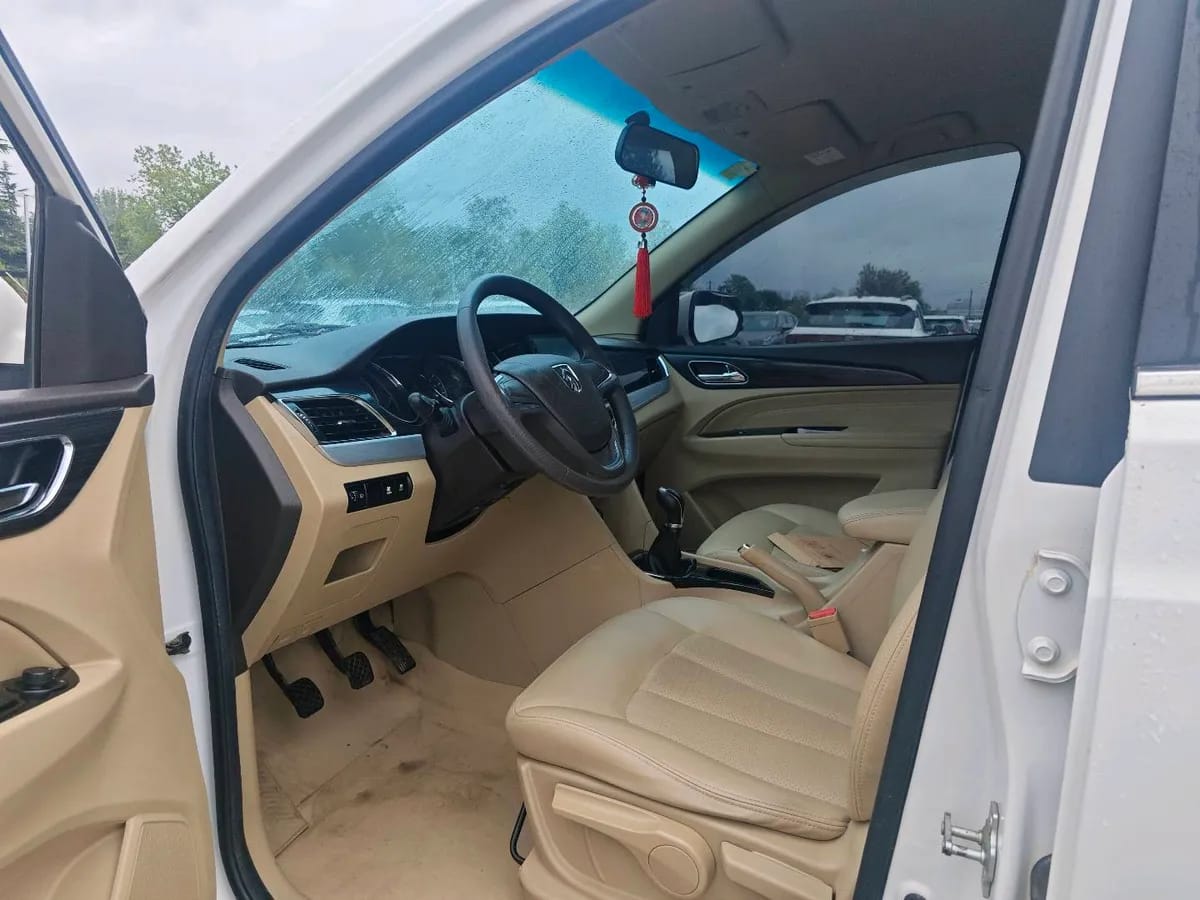 Baojun 730 2016 4
