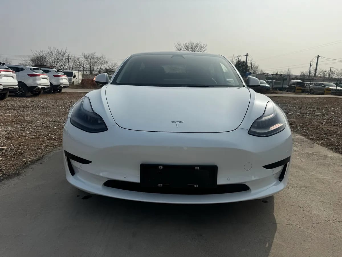 Tesla Model 3 2021 2