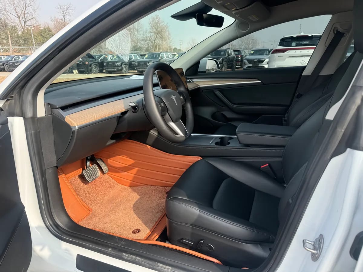 Tesla Model 3 2021 5