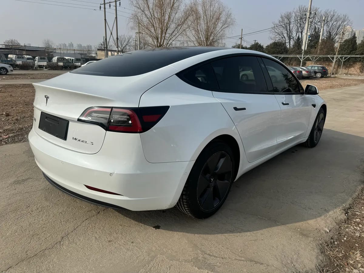 Tesla Model 3 2021 8
