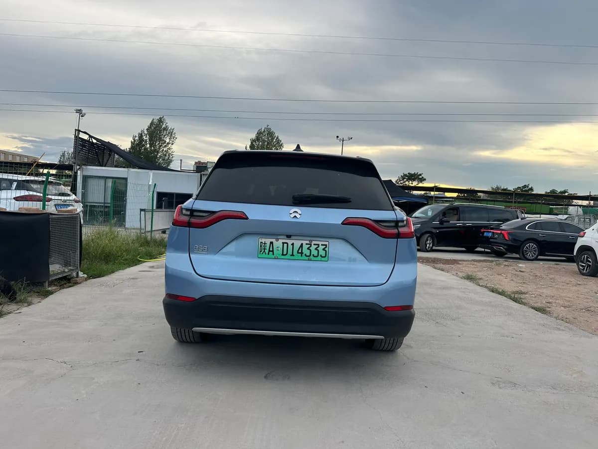 NIO ES8 2018 10