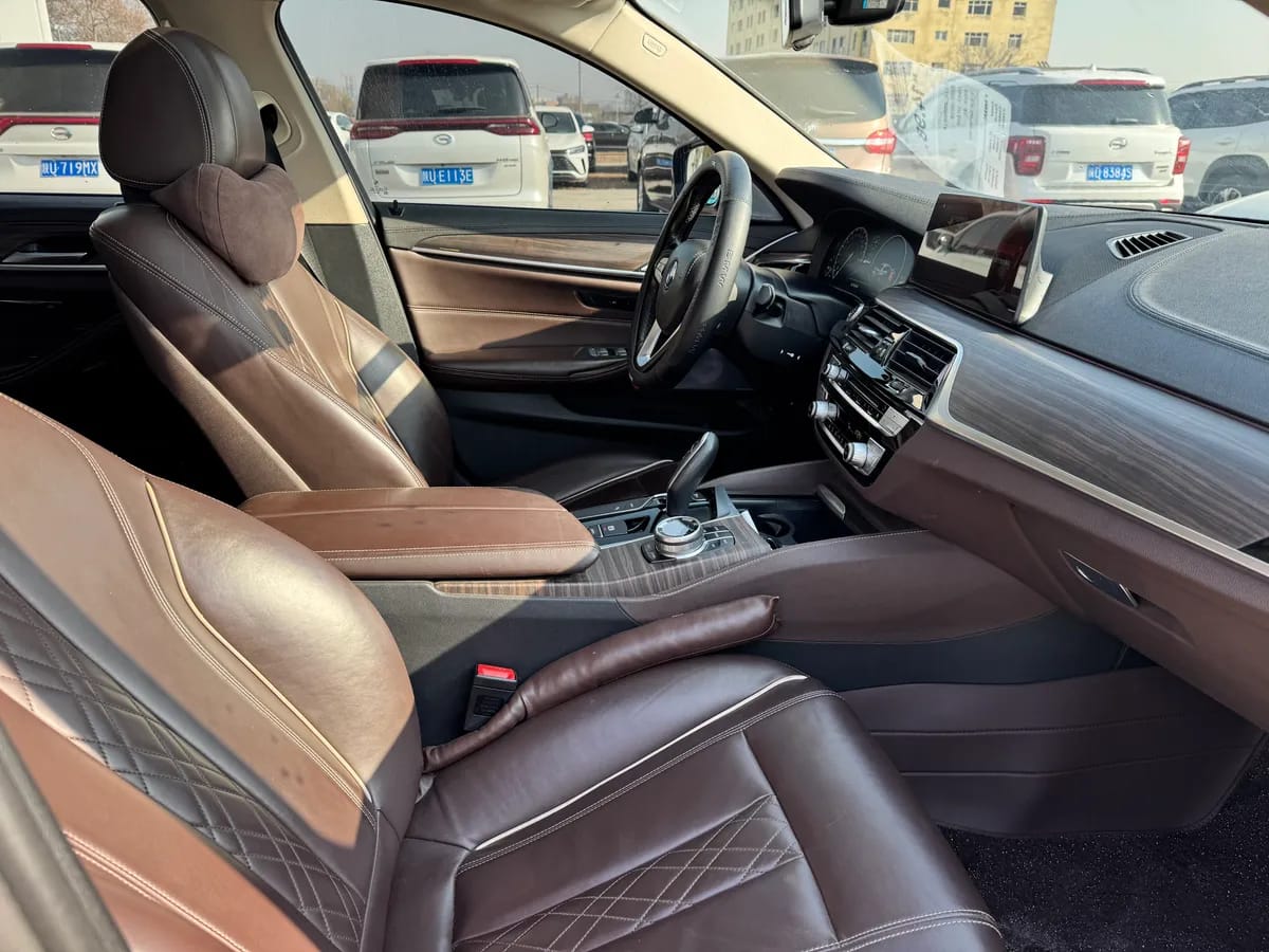 BMW 5 2019 4