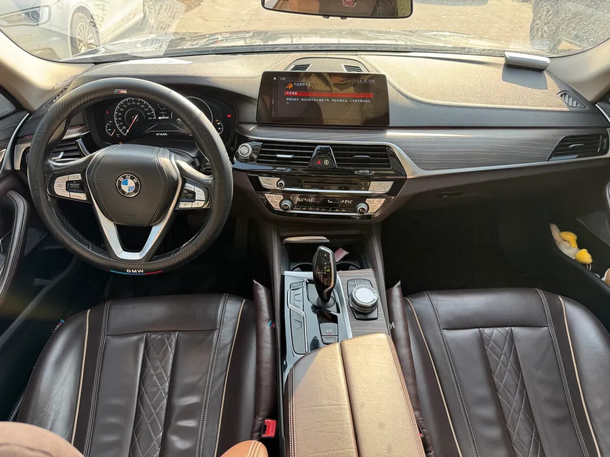 BMW 5 2019 8