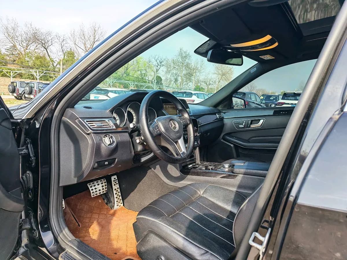 Mercedes-Benz E 2015 8