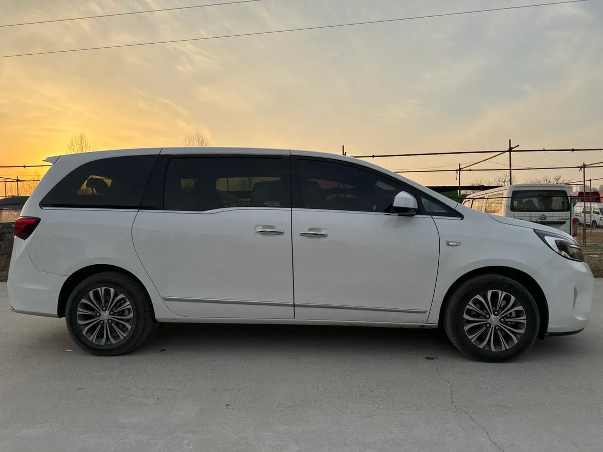 Buick GL8 2020 7