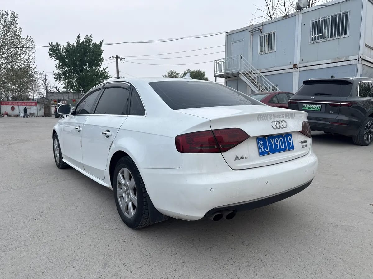 Audi A4L 2012 7
