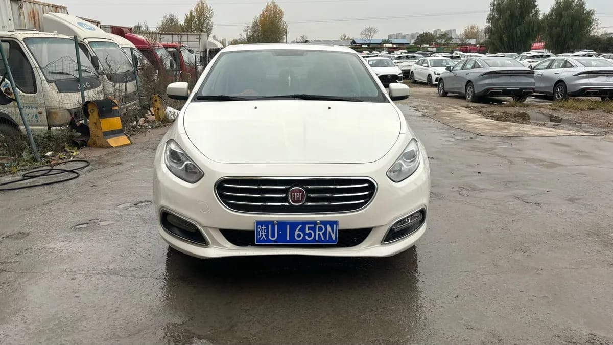 Fiat AT 2012 2