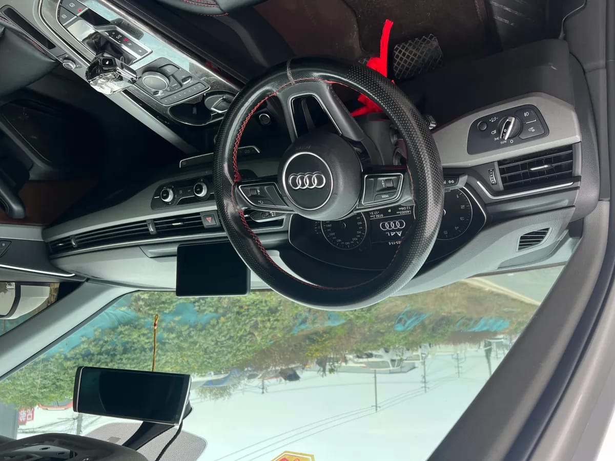 Audi A4L 2017 5