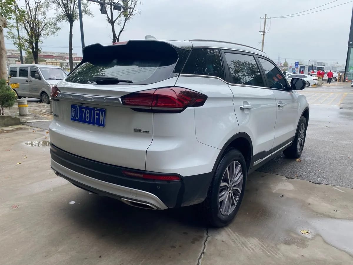 Geely Boyue 2020 4