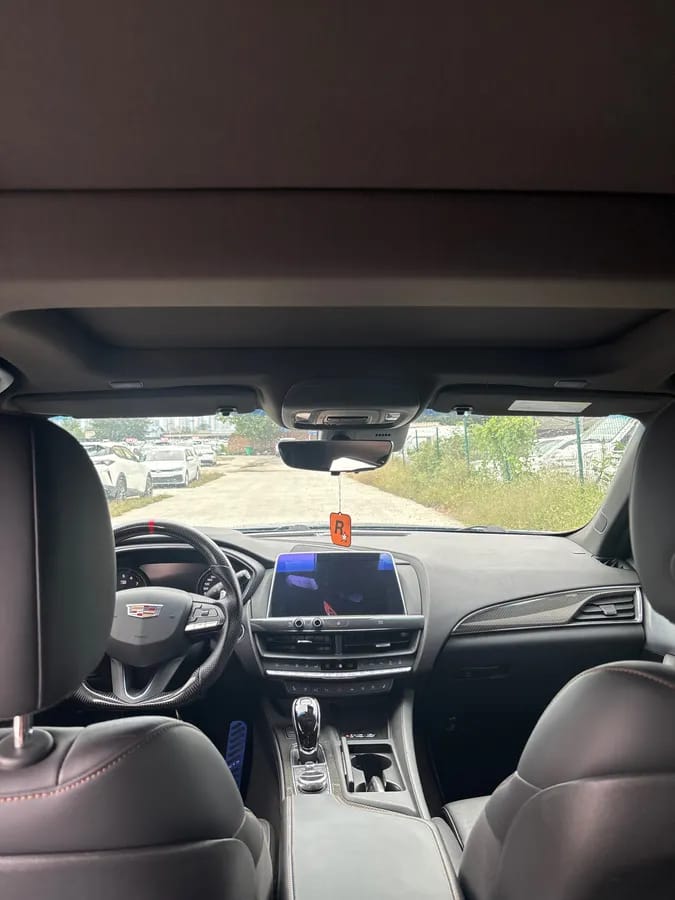 Cadillac CT5 2022 8