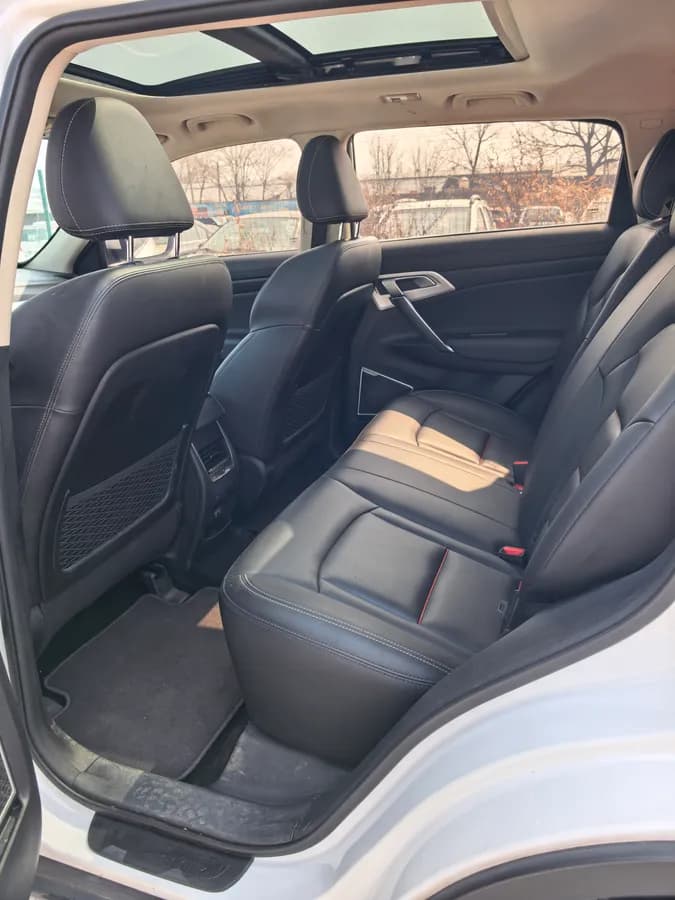 Geely Boyue 2020 5