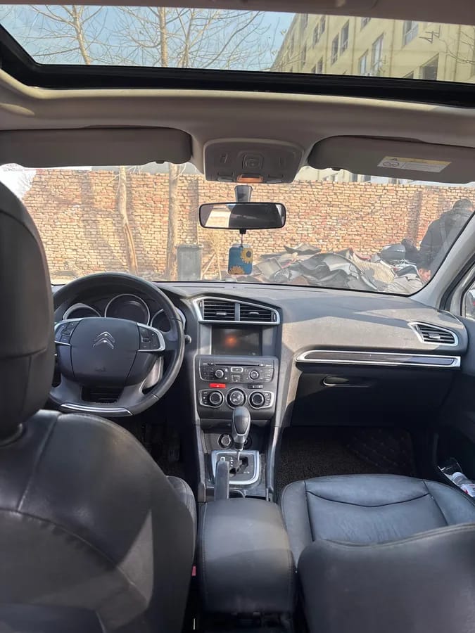 Citroën Citroen C4L 2013 8
