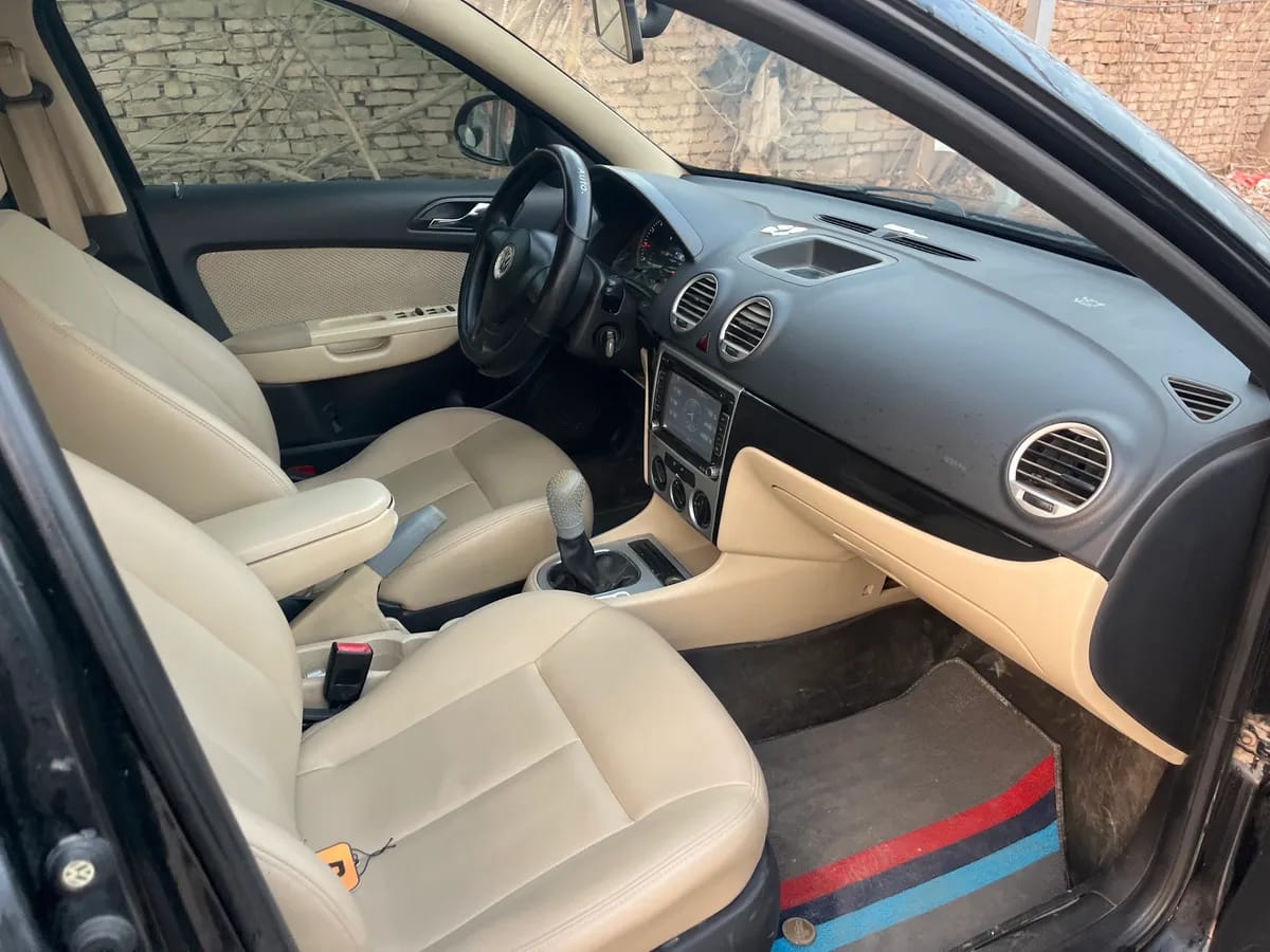 Volkswagen Passat 2011 3