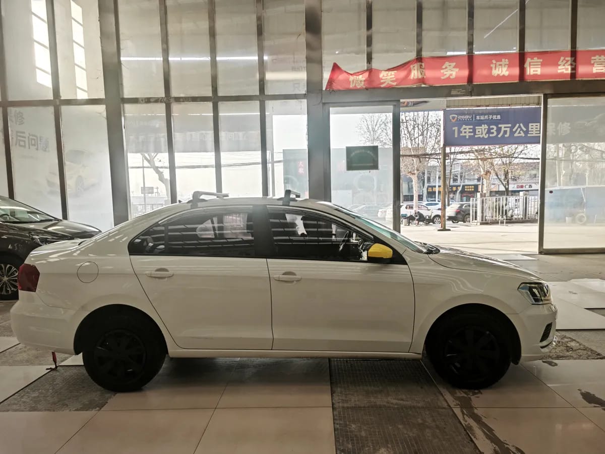 Volkswagen Jetta 2017 5