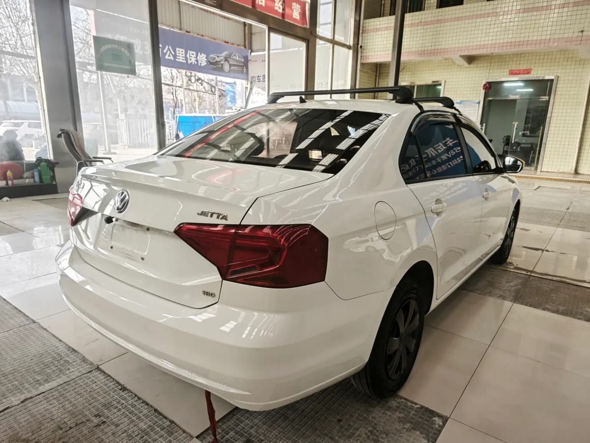 Volkswagen Jetta 2017 8