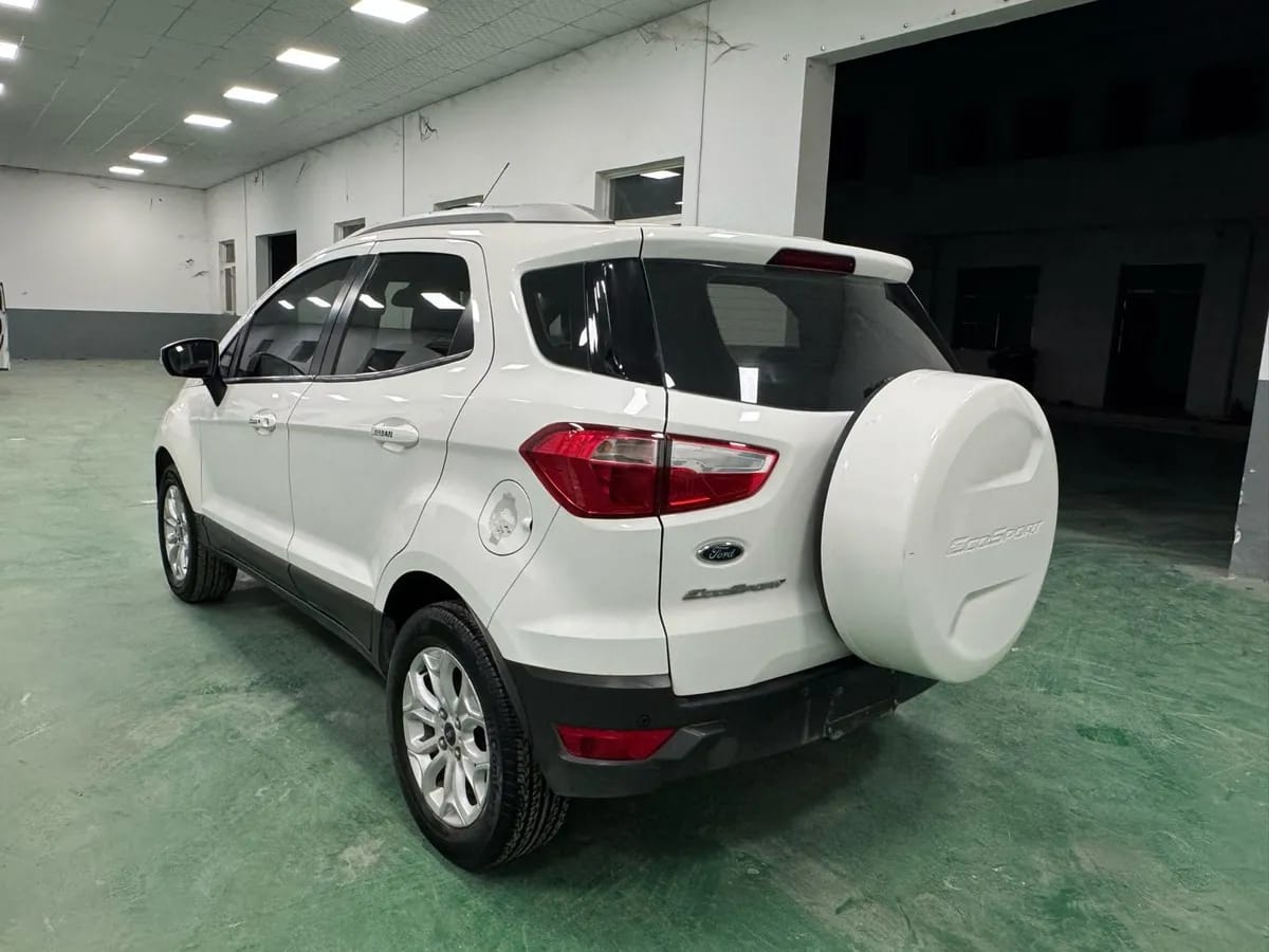 Ford Escort 2017 6