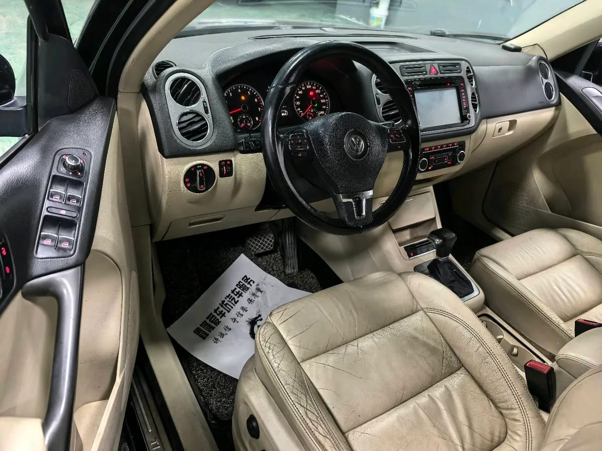 Volkswagen Beetle 2010 4