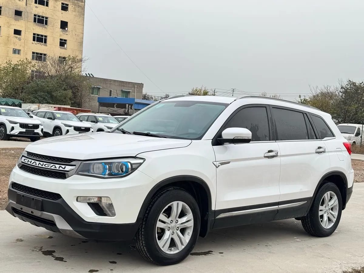 Changan CS75 2014 3