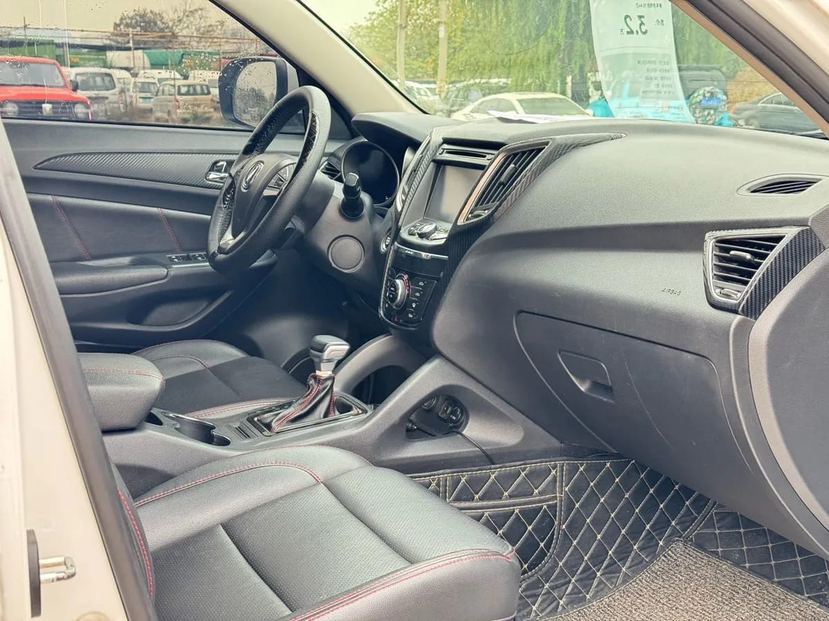 Changan CS75 2014 6