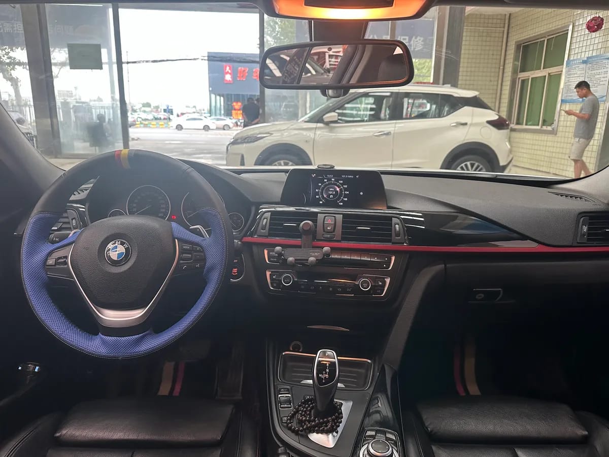 BMW 3 2015 9