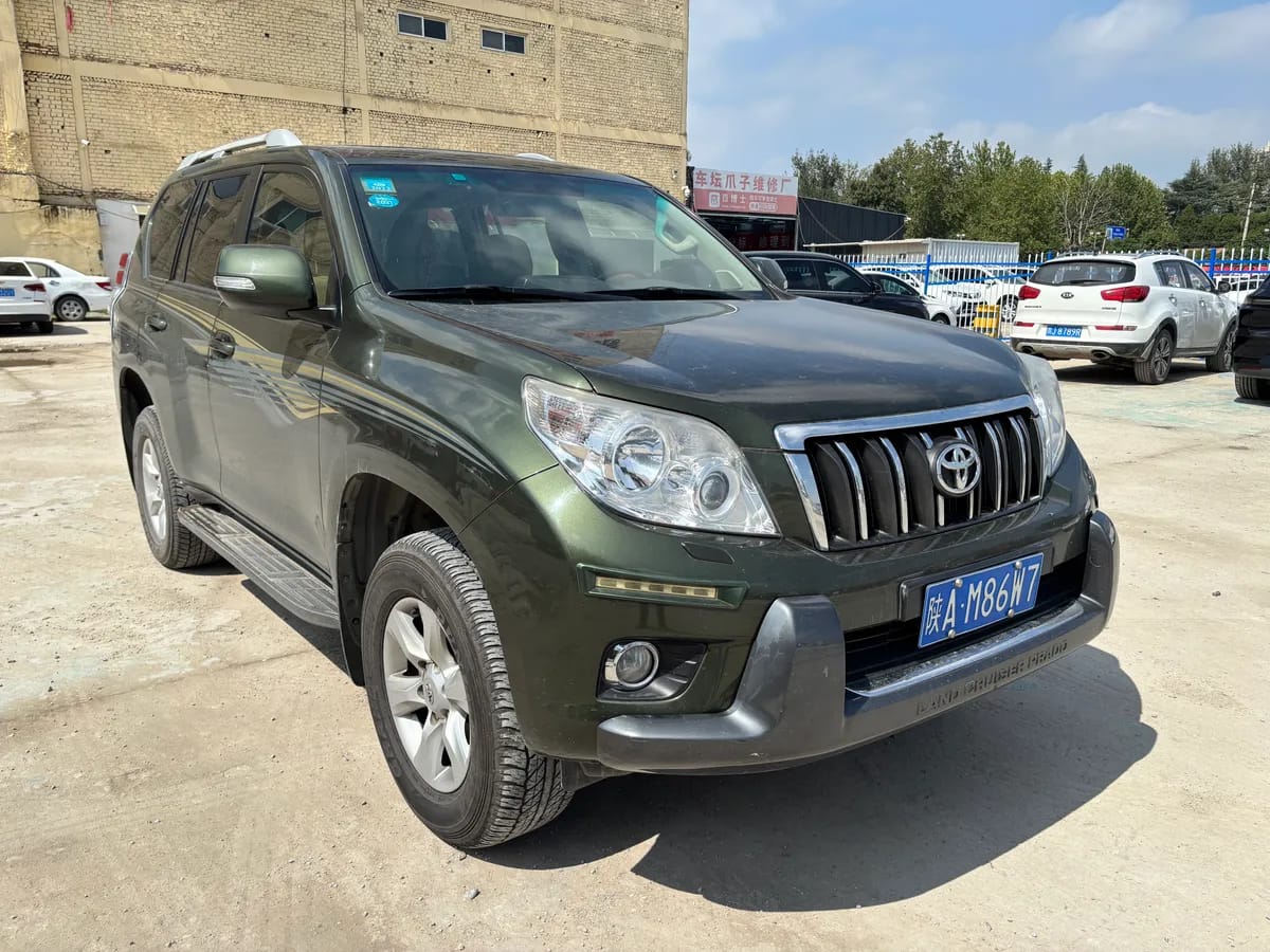 Toyota 2013 3