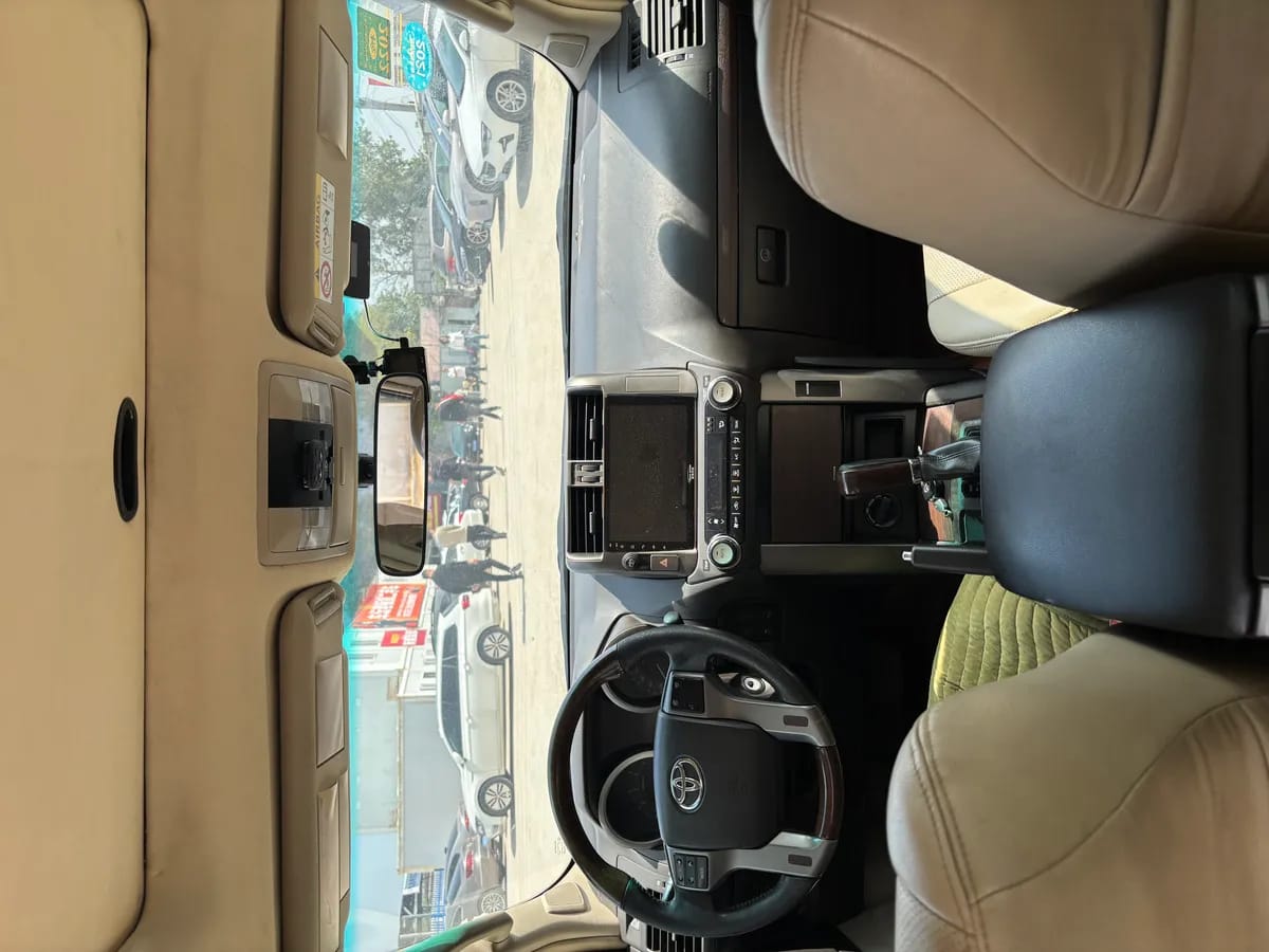 Toyota 2013 8