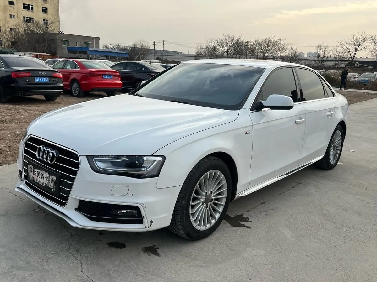 Audi A4L 2016 1